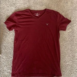 American Eagle V-neck